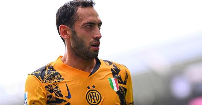 懂球译站｜伊涅斯塔退役发布会完整版